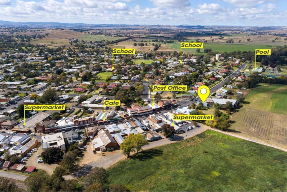 Heart Of Canowindra - Heritage Escape With A View Villa Exterior photo